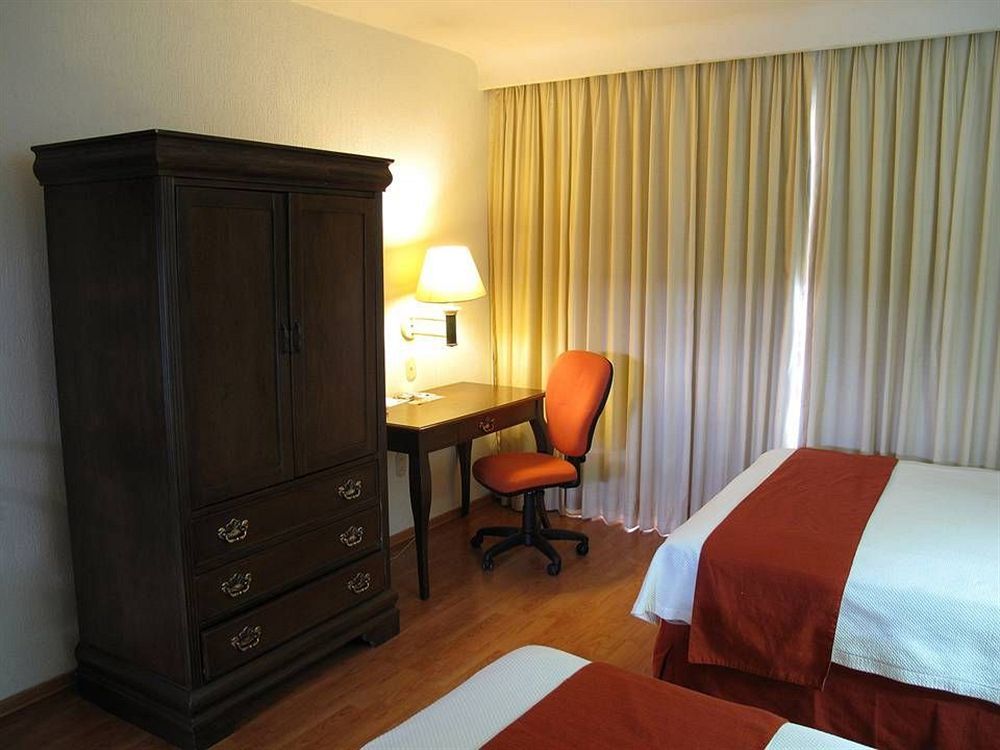 Hotel Villa Florida פואבלה מראה חיצוני תמונה